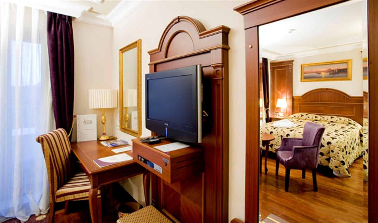 จีแอลเค พรีเมียร์ รีเจนซี สวีท แอนด์ สปา Hotel อิสตันบูล ภายนอก รูปภาพ